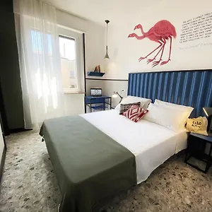 Yellowsquare Hostel Milan